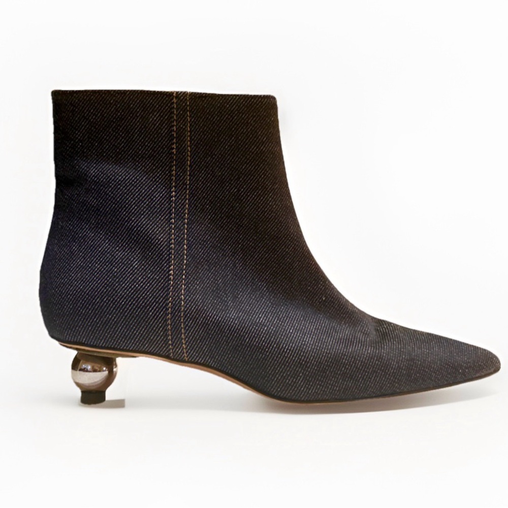 Weekend Max Mara‎ DESIGNER Sphere Heel Denim Booties Size 37 Pointed Toe Unique